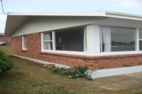 Photo of property in 4/11 Evelyn Place, Hillcrest, Auckland, 0627