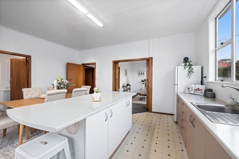 Photo of property in 96 Owen Street, Newtown, Wellington, 6021