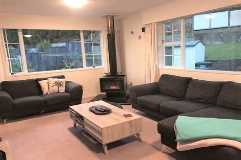 Photo of property in 13 Timaru Grove, Kelson, Lower Hutt, 5010