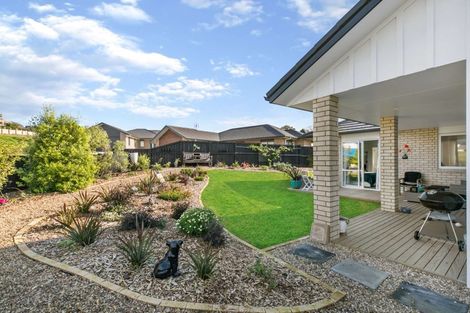 Photo of property in 14 Matau Close, Te Kauwhata, 3710