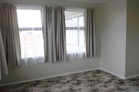 Photo of property in 129 Miranda Street, Stratford, 4332