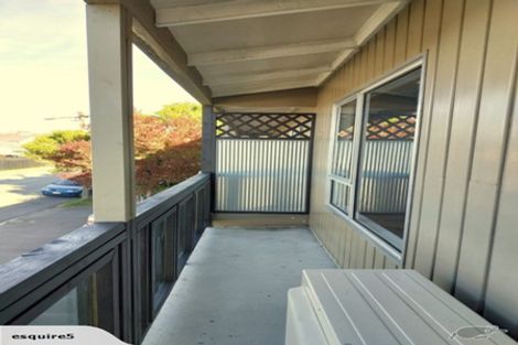 Photo of property in 2/33 Springfield Road, St Albans, Christchurch, 8014