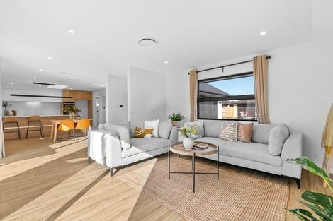 Photo of property in 5 Olearia Lane, Halswell, Christchurch, 8025