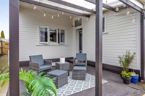 Photo of property in 41 Mahoe Street, Inglewood, 4330