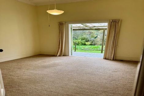 Photo of property in 120 Eskdale Road, Birkdale, Auckland, 0626