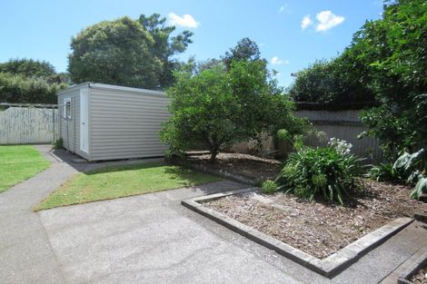 Photo of property in 235 Tukapa Street, Westown, New Plymouth, 4310
