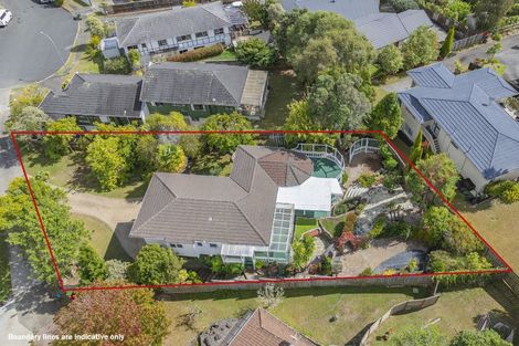 Photo of property in 17 Louise Place, Browns Bay, Auckland, 0630