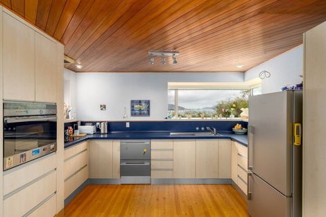 Photo of property in 72 Main Road, Governors Bay, Lyttelton, 8971