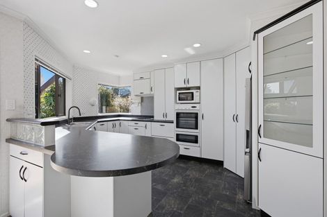 Photo of property in 71 Brooklands Road, Brooklands, New Plymouth, 4310