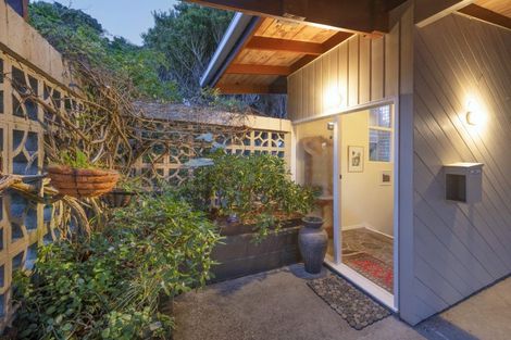 Photo of property in 14 Tensing Place, Khandallah, Wellington, 6035