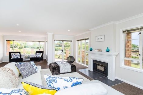 Photo of property in 2 Aunceston Rise, Alfriston, Auckland, 2105