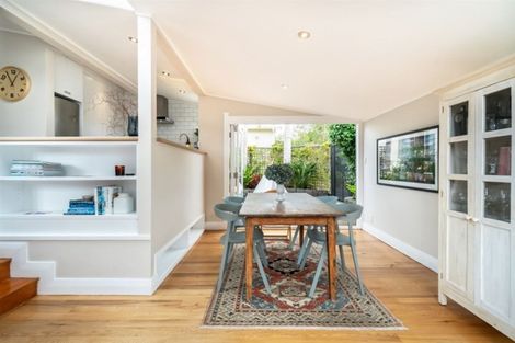 Photo of property in 1/34 Gladstone Road, Northcote, Auckland, 0627