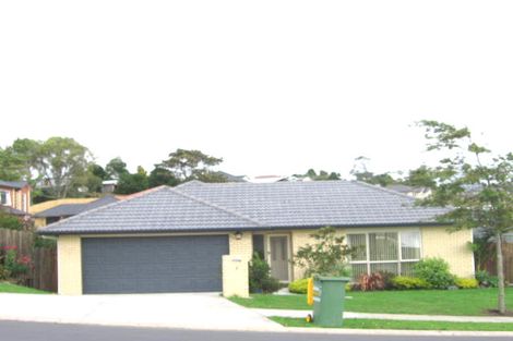 Photo of property in 8 Lake Panorama Drive, Henderson, Auckland, 0612