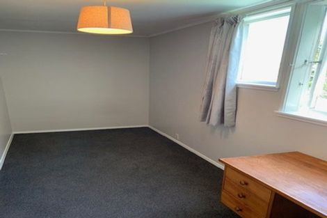 Photo of property in 34 Grove Road, Kelburn, Wellington, 6012