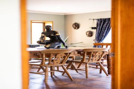 Photo of property in 41 Highgrove, Saint Clair, Dunedin, 9012