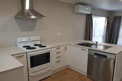 Photo of property in 51 Chatsworth Crescent, Pakuranga Heights, Auckland, 2010