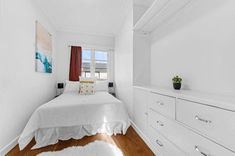 Photo of property in 92 Mangere Road, Otahuhu, Auckland, 1062