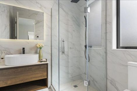 Photo of property in 7 Laurina Road, Sunnynook, Auckland, 0620