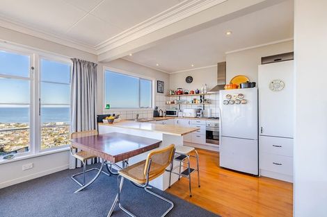 Photo of property in 151 Easther Crescent, Kew, Dunedin, 9012