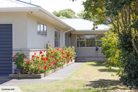 Photo of property in 22 Parsons Street, Vogeltown, New Plymouth, 4310