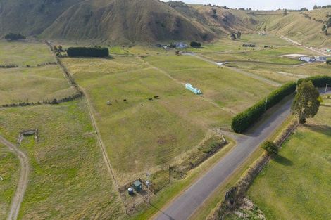 Photo of property in 52 Grant Road, Kinloch, Taupo, 3385