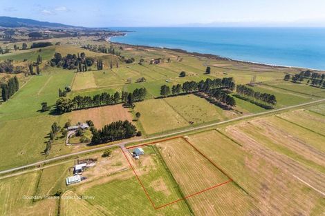 Photo of property in 589 East Coast Road, Browns Bay, Auckland, 0632