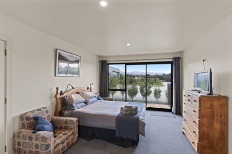 Photo of property in 911 Aubrey Road, Albert Town, Wanaka, 9305