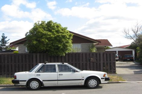 Photo of property in 15 Tamarisk Place, Parklands, Christchurch, 8083