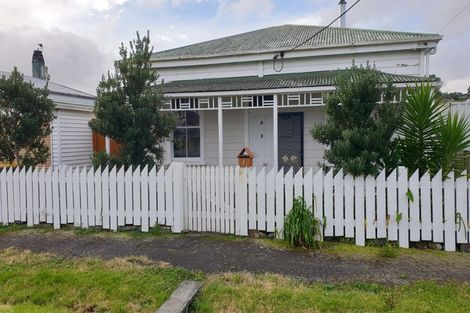 Photo of property in 4 Stewart Street, Helensville, 0800