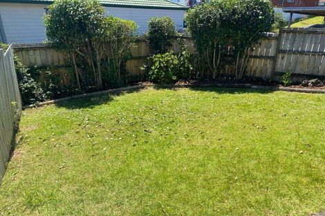 Photo of property in 2/1369 Dominion Extension, Mount Roskill, Auckland, 1041