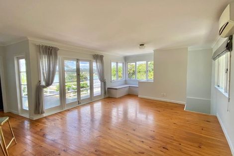 Photo of property in 207 Wade River Road, Wade Heads, Whangaparaoa, 0932