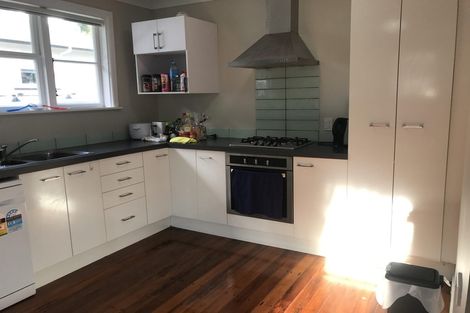 Photo of property in 135 Miramar Avenue, Miramar, Wellington, 6022