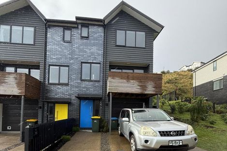 Photo of property in 15 Holystone Road, Whitby, Porirua, 5024