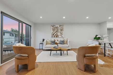Photo of property in 72b Sycamore Drive, Sunnynook, Auckland, 0620