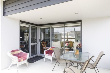 Photo of property in 23a Rosalie Terrace, Kelvin Grove, Palmerston North, 4414