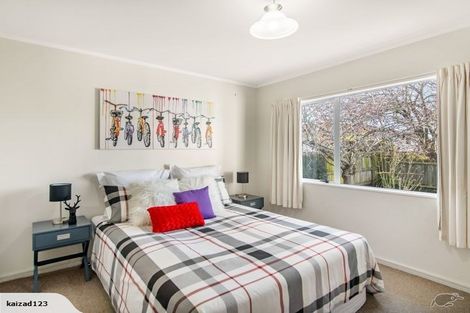 Photo of property in 27b Sutton Crescent, Papakura, 2110