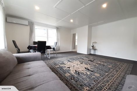 Photo of property in 39 Cardiff Crescent, Cannons Creek, Porirua, 5024