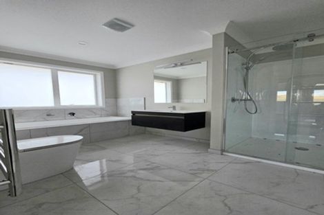 Photo of property in 6a Te Arapito Close, Aotea, Porirua, 5024