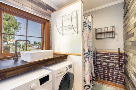 Photo of property in 62 Grange Street, Winton, 9720