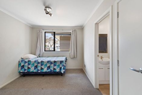 Photo of property in 2/27 Hogan Street, Hamilton East, Hamilton, 3216