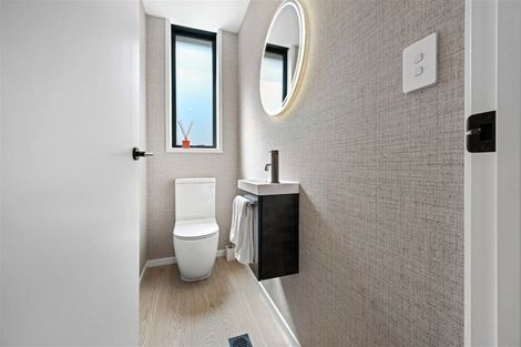 Photo of property in 2/23 Strowan Avenue, Fairfield, Hamilton, 3214