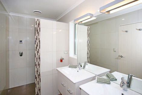 Photo of property in 80a Blackbridge Road, Karaka, Papakura, 2580