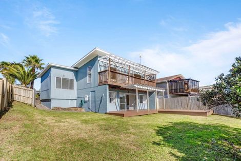 Photo of property in 686a Whangaparaoa Road, Stanmore Bay, Whangaparaoa, 0932