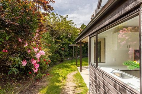 Photo of property in 25b Williams Street, Sunshine Bay, Queenstown, 9300