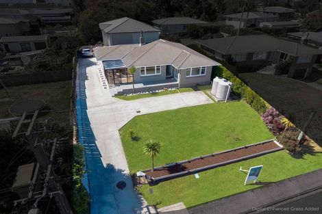 Photo of property in 35 Tampin Road, Hillpark, Auckland, 2102