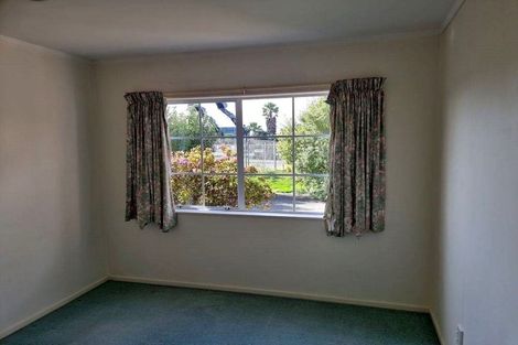 Photo of property in 546 Don Buck Road, Westgate, Auckland, 0614