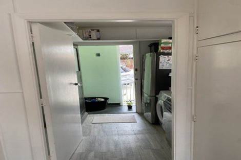 Photo of property in 17 Line Road, Glen Innes, Auckland, 1072