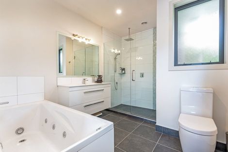 Photo of property in 78 County Heights Drive, Aokautere, 4471