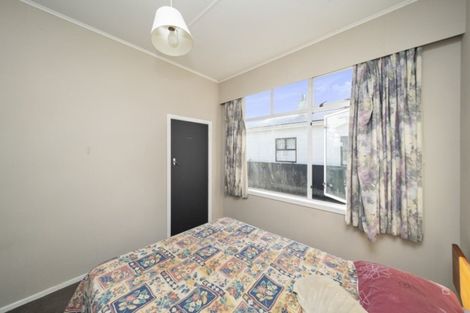 Photo of property in 84 Albion Street, Hawera, 4610