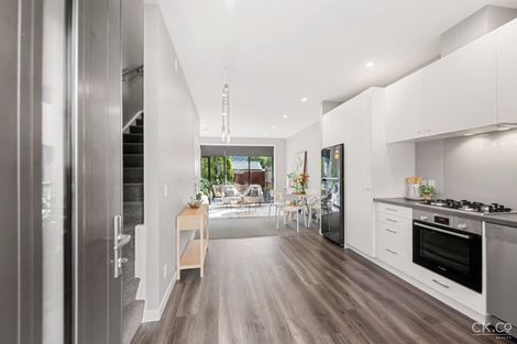 Photo of property in 35 Ron Deal Way, Epuni, Lower Hutt, 5011